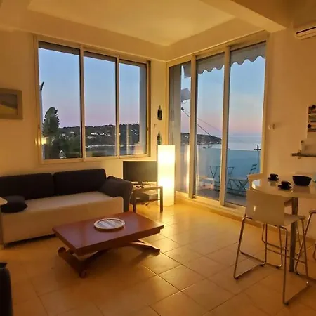 La Dolce Vita Vue Mer Apartment *